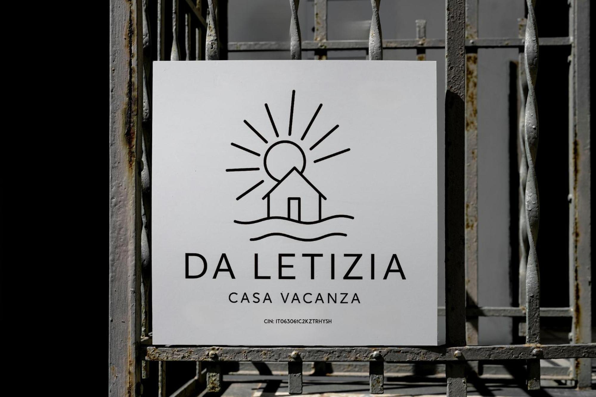 Da Letizia Casa Vacanze A Прочида Екстериор снимка